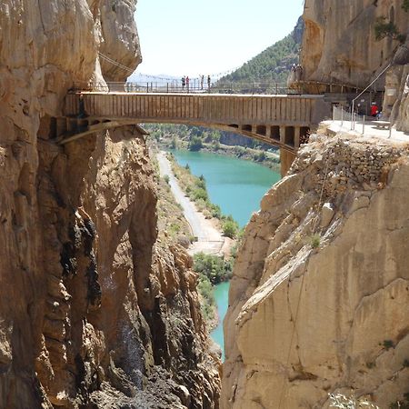 Atico Guadalhorce - Mirador Privado Con Barbacoa Y Solarium Appartement Alora Buitenkant foto