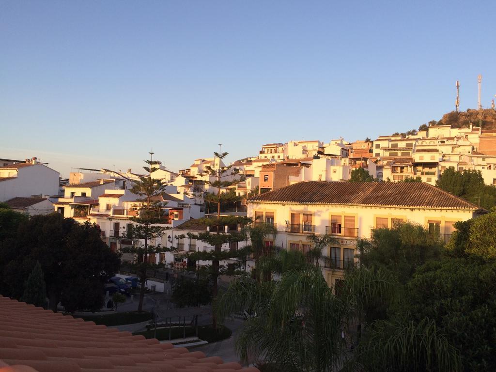 Atico Guadalhorce - Mirador Privado Con Barbacoa Y Solarium Appartement Alora Buitenkant foto